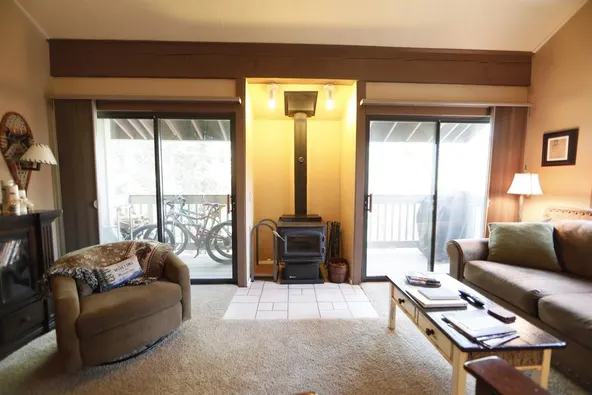 Hidden Valley 1 bedroom + Loft (HV38) photo 2